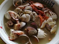 -天桥饭店·特色海鲜(金山嘴渔村店)