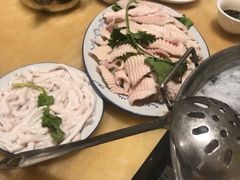 -华哥新鲜猪精品美食