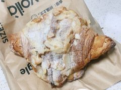 杏仁可颂-光作面包Voila Lumiere(中山店)
