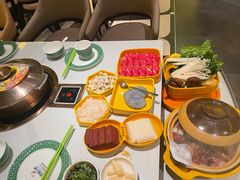 -润园四季椰子鸡火锅(卓越INTOWN店)