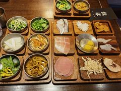 -银米·云南传统过桥米线(双廊黑金冠店)