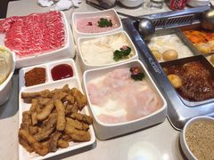 -海底捞火锅鲜切牛肉主题店(长寿路店)