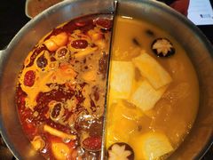 -湊湊火锅·茶憩(新中关购物中心店)