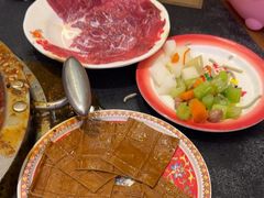 -沸炉重庆老火锅(军事博物馆店)