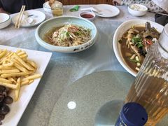 -鸿运来美食府