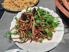 干豆腐丝拌芹菜苗-清真·牛掌柜(奉天街店)