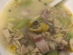 腌笃鲜-19号私房菜(云南路店)