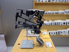 -DJI大疆(深圳华强北曼哈授权体验店)