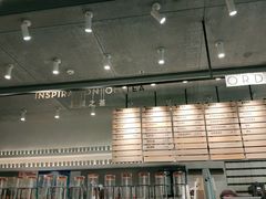 -喜茶(上海打浦桥日月光gelato lab+店)