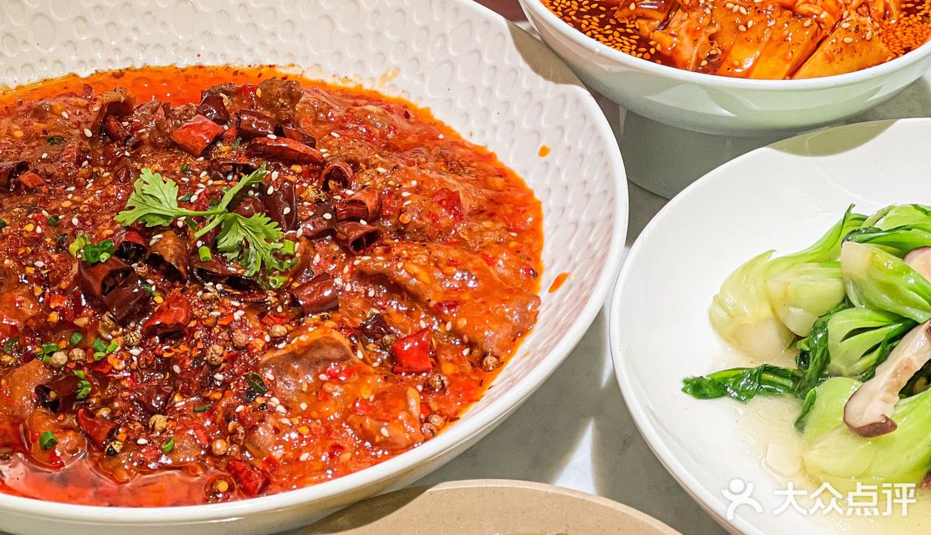 🦚满满的蒂芙尼蓝的孔雀川菜也太浪漫了