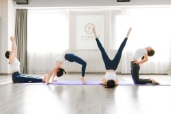 -亚太瑜伽普拉提学院