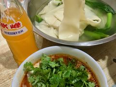 裤带蘸水面-爱骅裤带面馆(东木头市店)