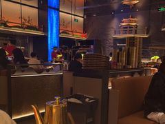 大堂-西塔老太太泥炉烤肉(温州首店万象城黑金店)