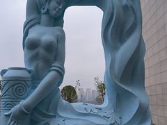 -李自健美术馆