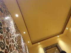-尚源温泉水汇
