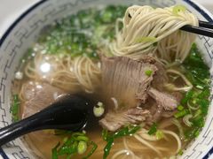 -陇兴楼兰州拉面(西安咸阳国际机场店)