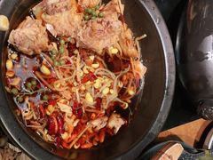 -云海肴·汽锅鸡·云南菜(天山百盛优客店)