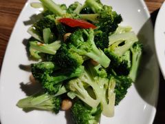 西兰花鹰嘴豆-胖老汉(北京路店)
