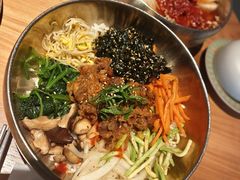 辣烤肥牛拌饭-KimPro 辛普乐概念韩餐