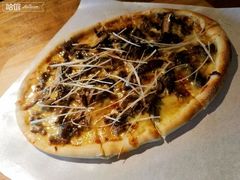 烤牛肉披萨-LYFATTI 莱芙缇(赣水路店)