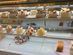 -焙丽拾光(麦凯乐直营店)