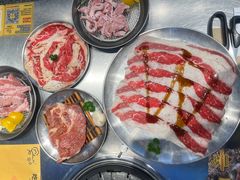 -三胖韩国烤肉(开发区万达店)