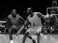 -Air Jordan(世贸天阶店)