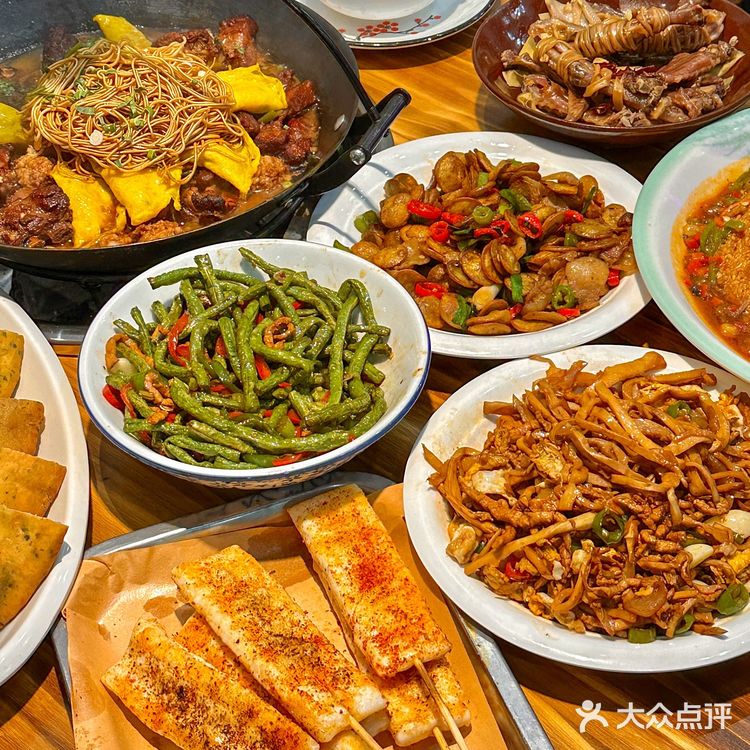 在合肥我难以拒绝的宵夜就是他家了... 招牌就是吊锅！