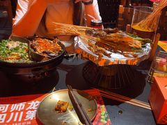 -何师烧烤Pro ·江湖川菜·小龙虾·精酿(太古里旗舰店)