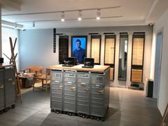 -目艮眼镜SHOWROOM(品牌集合店)