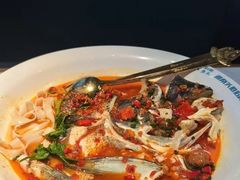 -坛宗剁椒鱼头(河西王府井店)