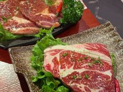 -喜牛烧肉酒场·黑金店(威高广场店)