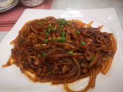 HOLD住手工粉条-巴依老爷新疆美食(清华东门店)