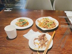 -三个大叔烤羊肉串·歌手驻唱·碳烤鲜肉(西三旗店)