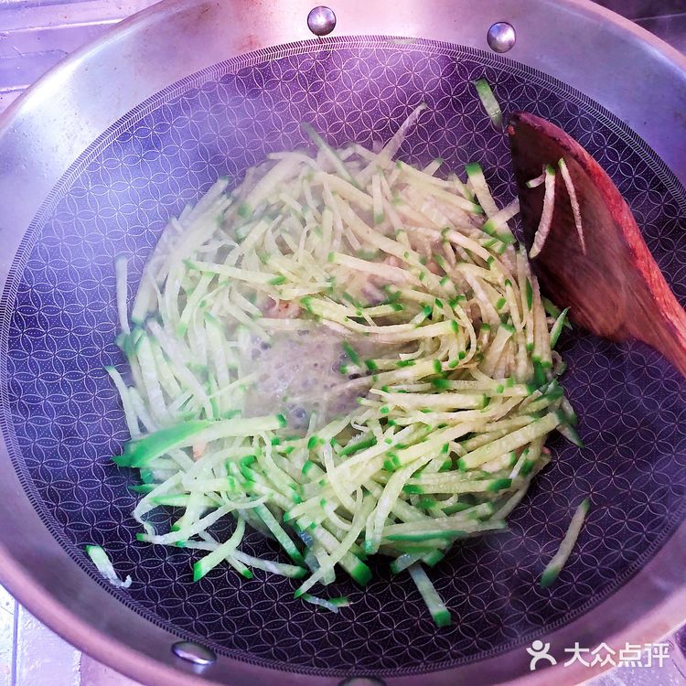 消食健脾五分钟做好的清炒萝卜丝