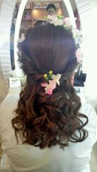 -红馆妆造(中央大街店)