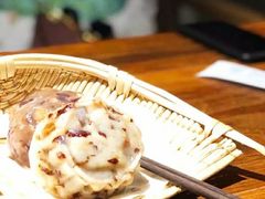 -八月美食小馆(银泰城总店)