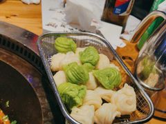 -山河屯铁锅炖·非遗东北菜(南山店)