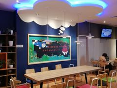 用餐区-肯德基(坞城路店)