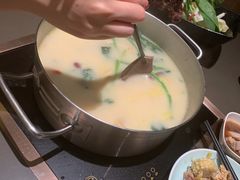 -捞王锅物料理(上海世茂广场店)