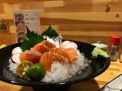 -晶吉·居酒屋·烧鸟·生鱼饭(中山区民主广场店)