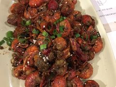 -巴厘龙虾·榜首油焖大虾(音乐学院·沿江酒馆店)