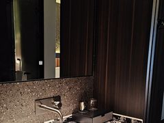 -万泊酒店(长沙五一广场国金中心店)