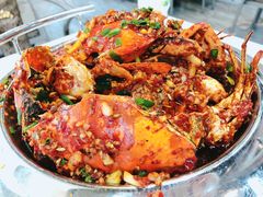 -凤凰路何眼镜香辣蟹(花果园店)