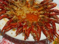 -肥肥虾庄·金牌油焖大虾(杨园滨江时代walk店)