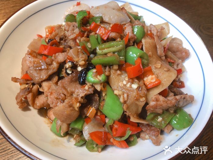 火麒麟生活菜馆(南湖旗舰店)长沙肉炒肉图片