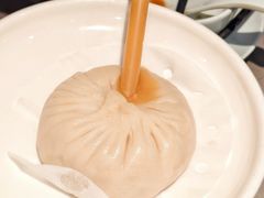 蟹黄大汤包-晓淮山·扬州早茶·淮扬菜(龙阳广场店)
