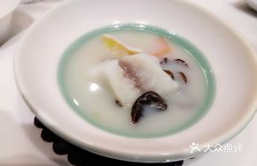Steamed Wild South China Sea Yellow Croaker with Ginger Paste