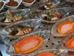 -领鲜活海鲜榴莲自助火锅(东门店)