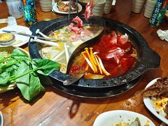 -火云天重庆火锅自助(中山路店)